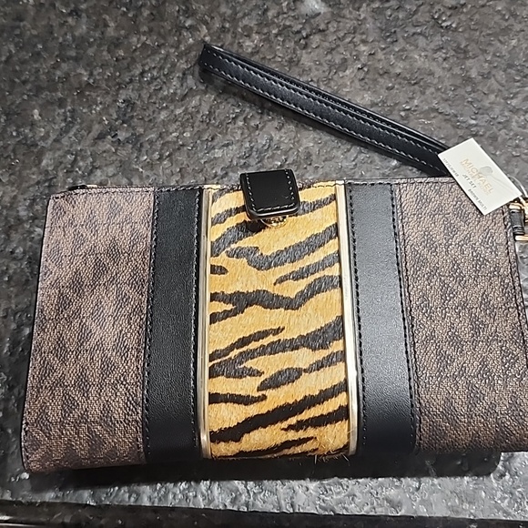 RARE! Michael Kors Logo & Leopard Animal Print Wallet BNWT - Picture 2 of 4